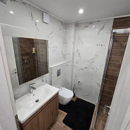 Greko 2 With Free Private Parking Apartmán
